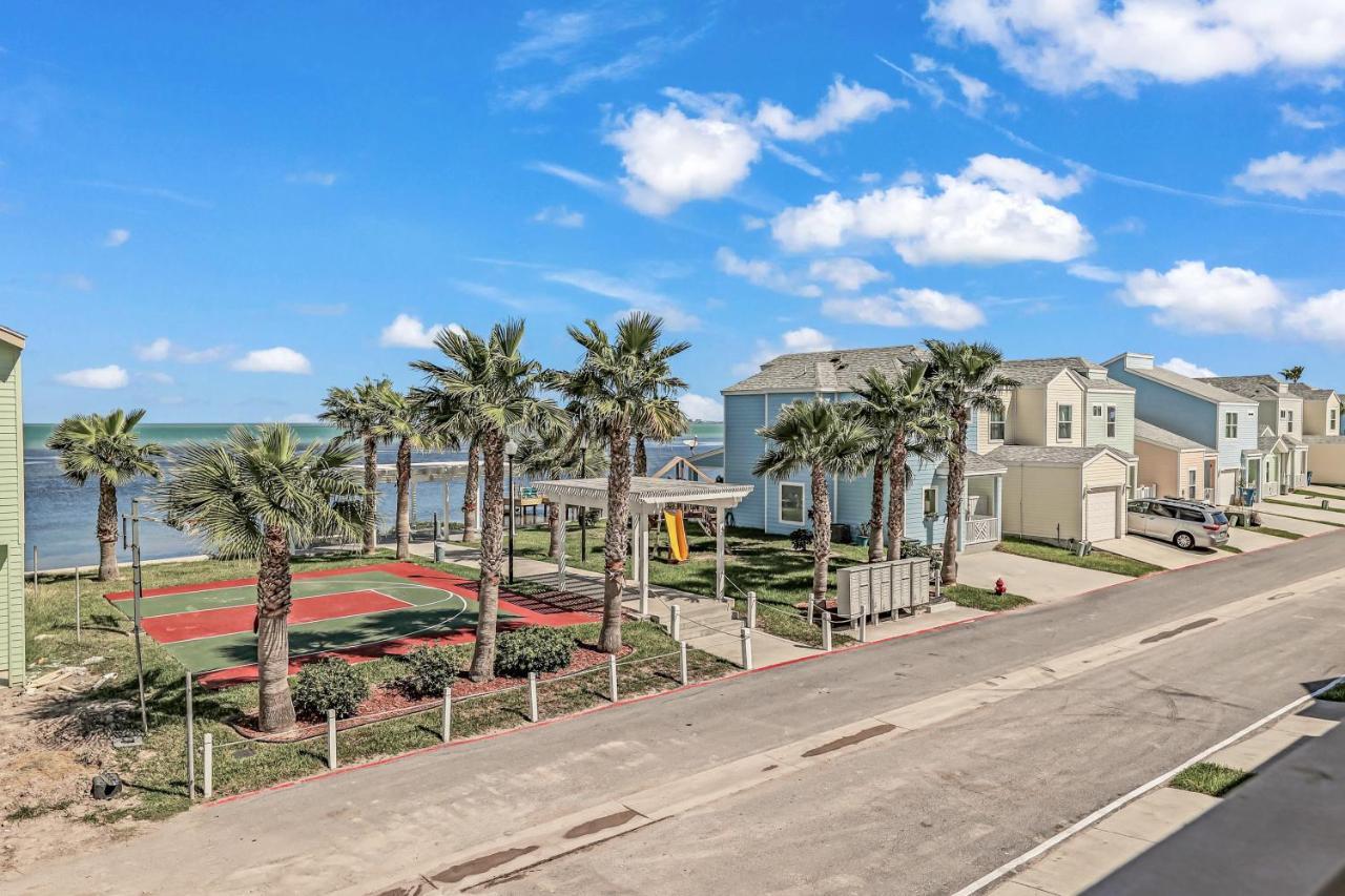 Bayfront Cottage- Pool - Hot Tub - Close To Beach Порт-Изабел Экстерьер фото