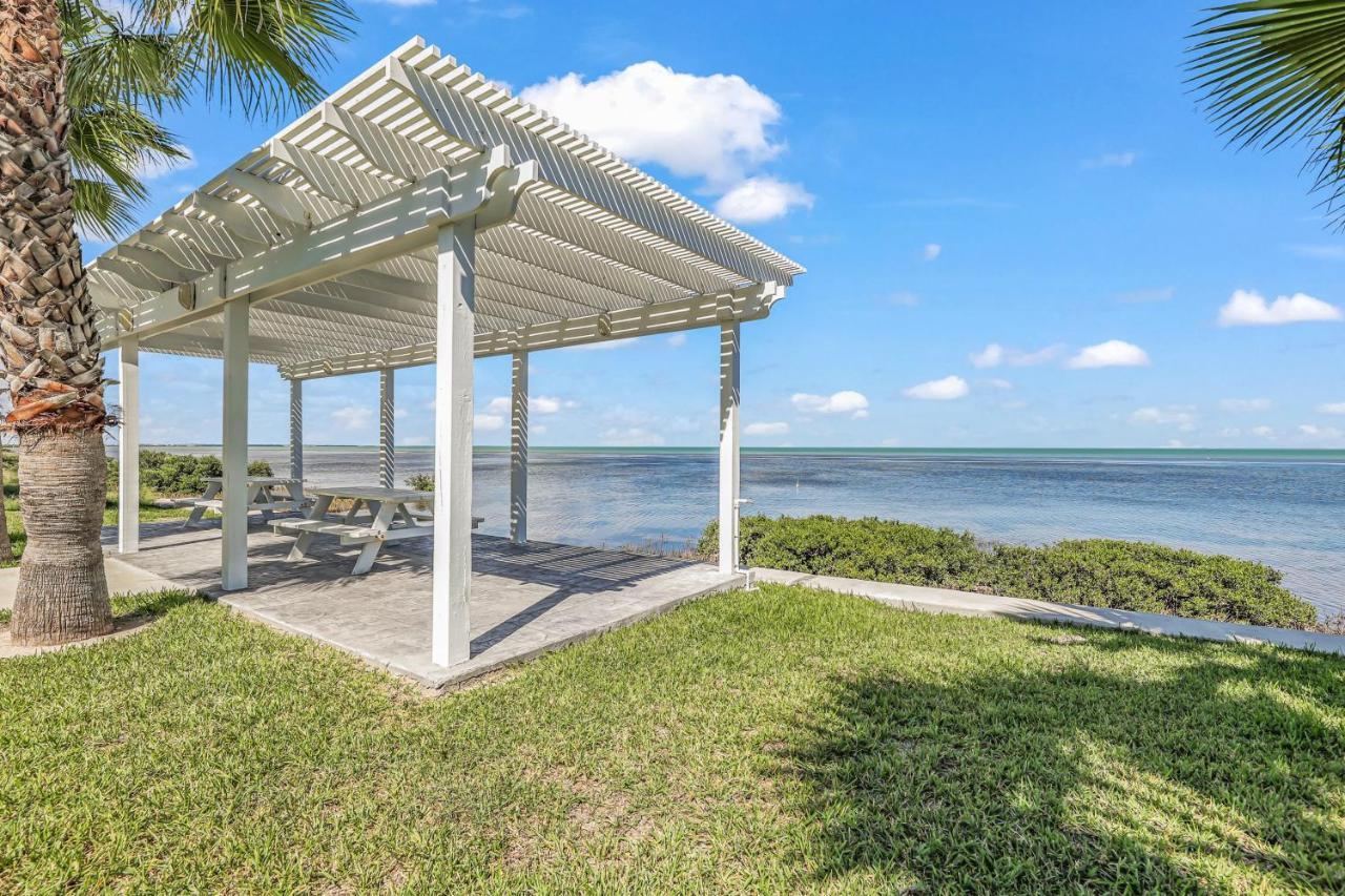 Bayfront Cottage- Pool - Hot Tub - Close To Beach Порт-Изабел Экстерьер фото